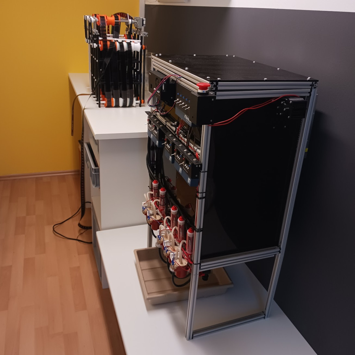 Erste Version der Entwicklungsmaschine